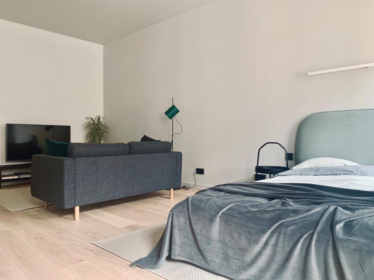 Stylish New Apartment In Riga Old Town - City Centre, Self Check-In, Walkable To Major Attractions Экстерьер фото