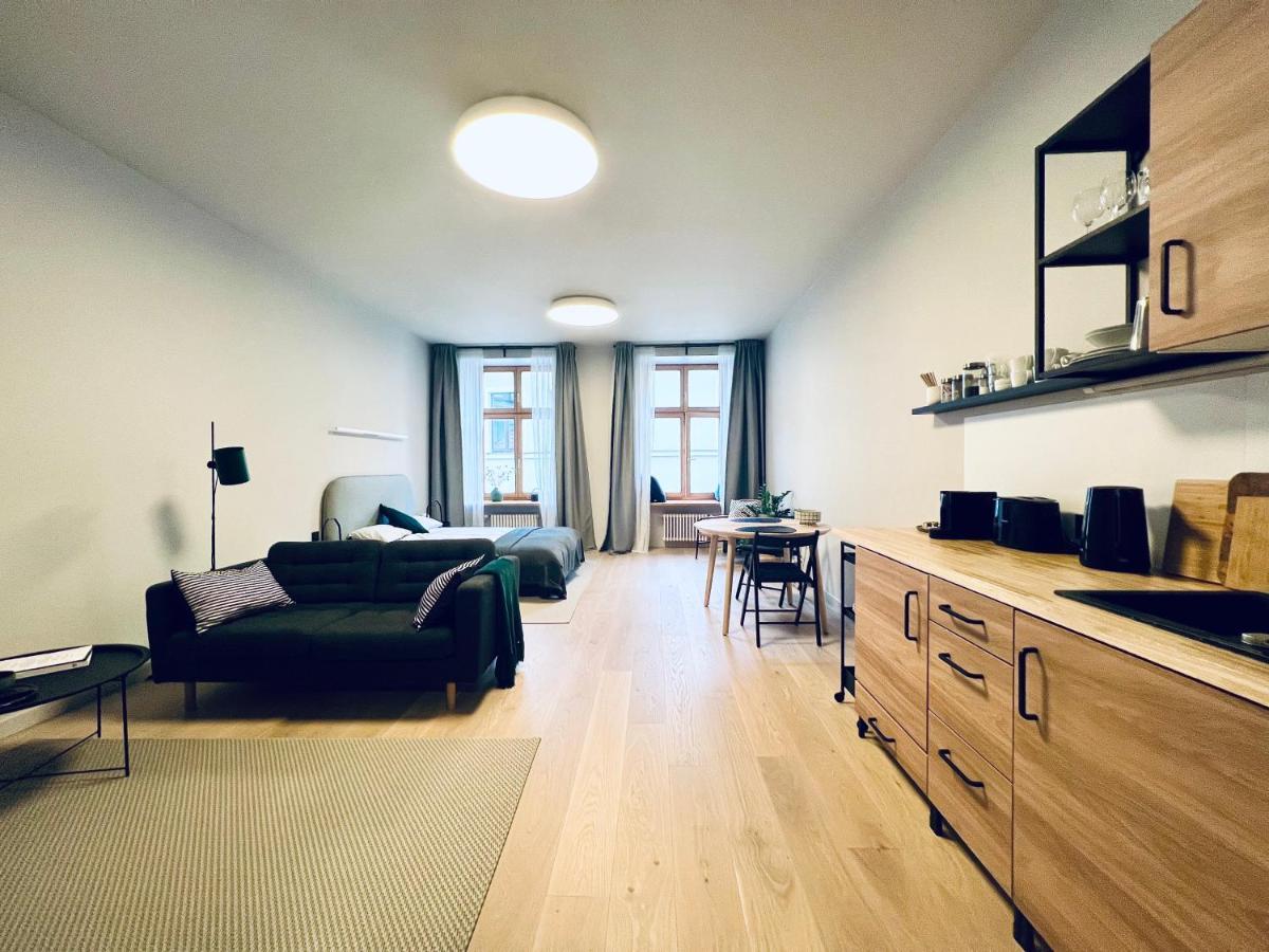 Stylish New Apartment In Riga Old Town - City Centre, Self Check-In, Walkable To Major Attractions Экстерьер фото